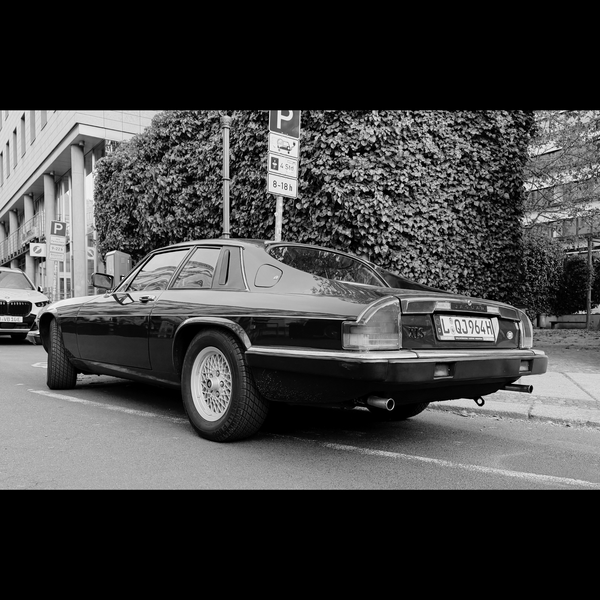 ROLL 001