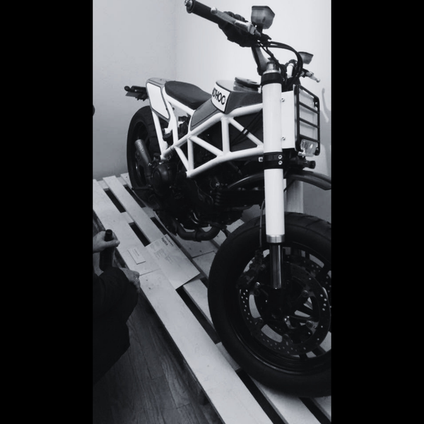 ROLL 002